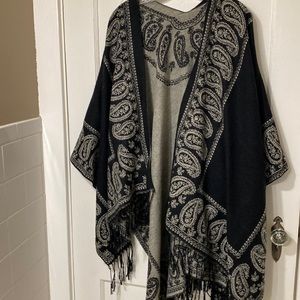 Woman’s shawl